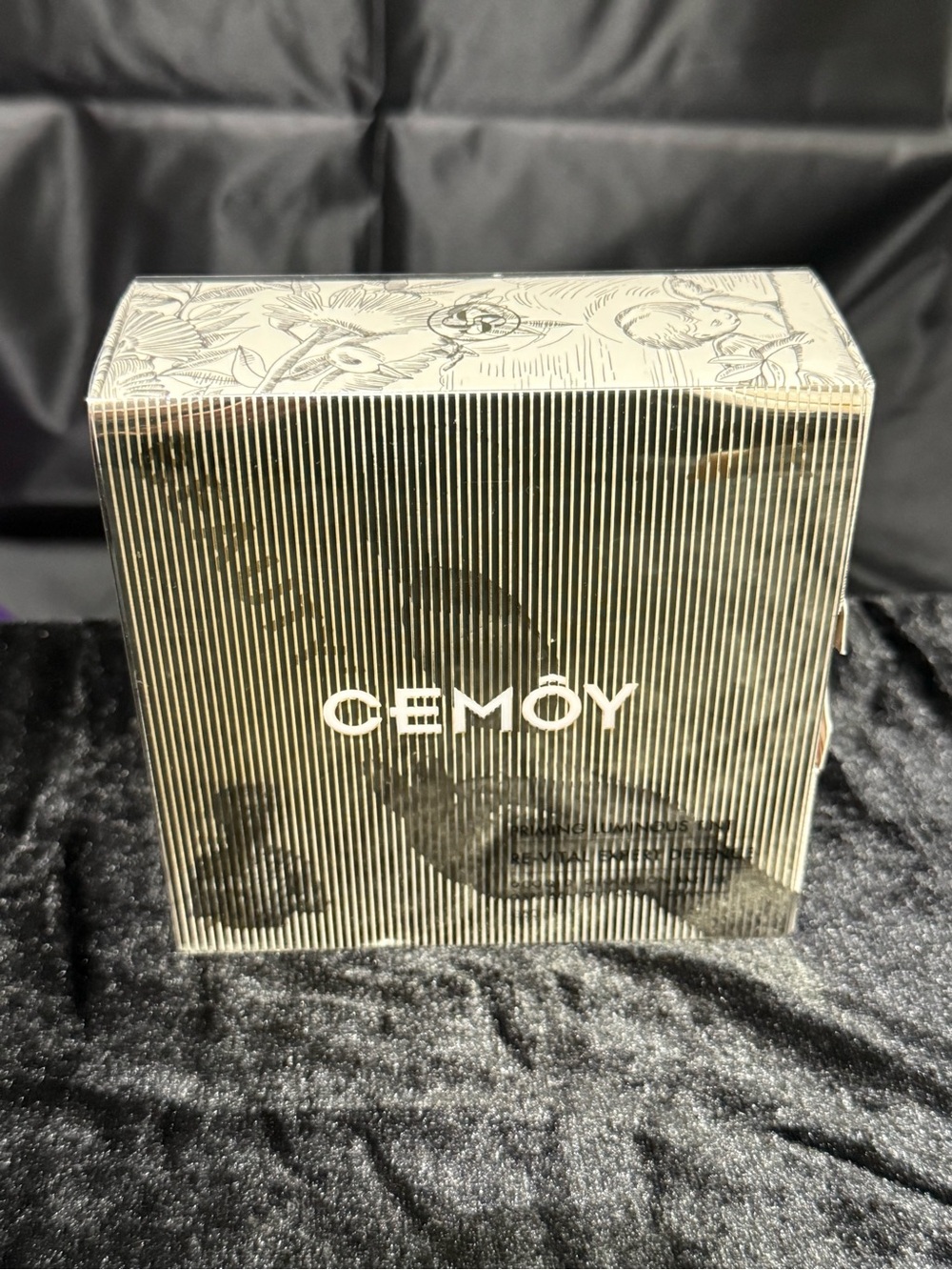 Cemoy Priming Luminous Tint SPF 50+ Re-Vital Expert Defence
MSRP: $69.95